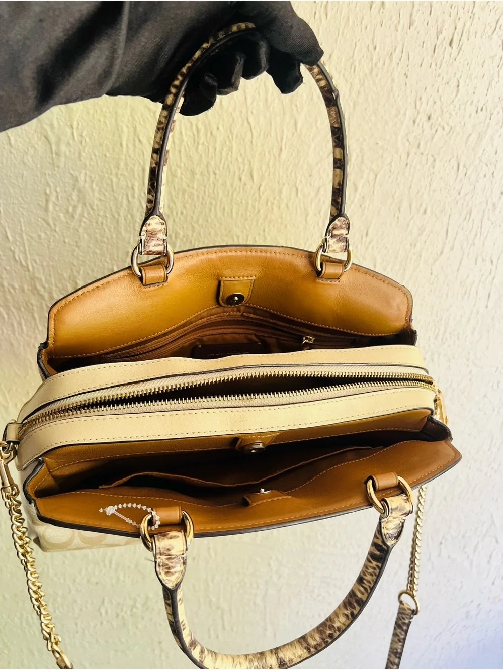 Coach beautiful beige